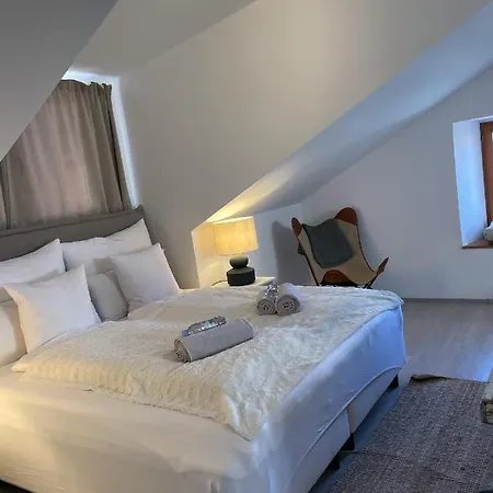 Fredys Apartment