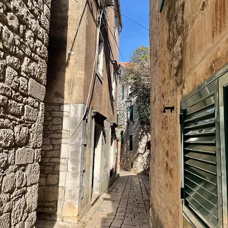 Fredys Daire Stari Grad (Hvar)