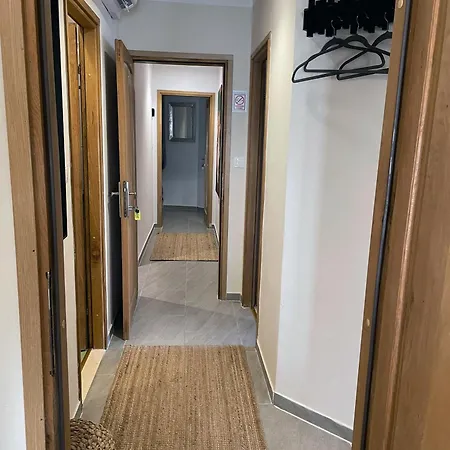 Fredys * Stari Grad (Hvar)